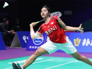 Ester Nurumi Kalahkan Wakil Thailand, Indonesia Masuk Semifinal Uber Cup 2024!