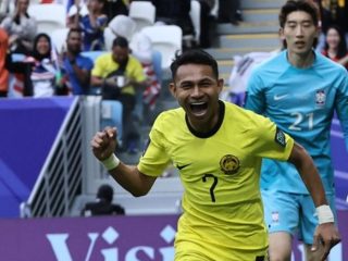 Bintang Malaysia Faisal Halim Disiram Air Keras oleh OTK, Selangor FC Geram