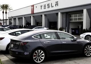 Tesla akan Kembali PHK Karyawannya