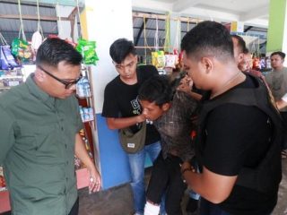 Tega! Seorang Suami di Kepri Tancapkan Sikat Gigi ke Leher Istri hingga Tewas