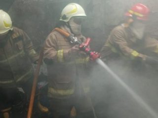 Rumah Warga di Tanjung Priok Terbakar, 2 Lansia Jadi Korban Luka-Luka