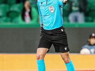 Usai Gagalkan Langkah Indonesia ke Olimpiade, Wasit Prancis Ini Malah Terpilih Pimpin Final Euro 2024