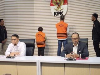Dua Tersangka Kasus Korupsi LPEI Ditahan KPK