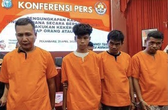 4 Debt Collector Pengeroyok Wanita Depan Polsek Ditangkap