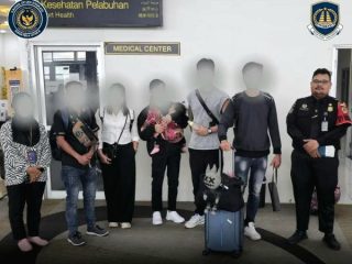 Diduga akan Bekerja Ilegal di Kamboja, Imigrasi Medan Gagalkan Keberangkatan 6 WNI ke Singapura