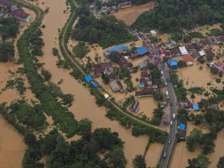 Banjir Landa Sejumlah Daerah di Kendari, 402 Orang Terdampak