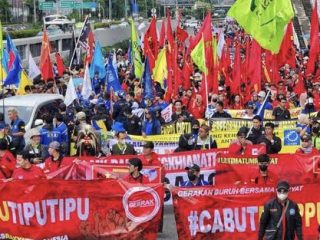 Demo Buruh Hari Ini Dipusatkan di DPR
