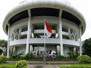 RI Dikepung 3 Siklon, BMKG Peringatkan Daerah Ini untuk Waspada