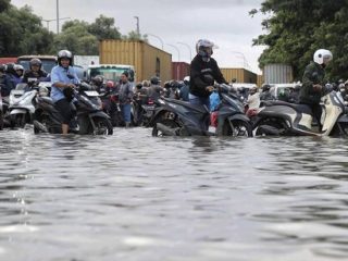 23 RT dan 2 Ruas Jalan di Jakarta Tergenang Banjir