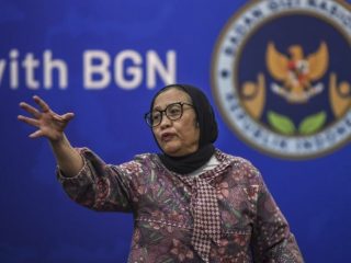 BGN Minta Menu MBG Tak Lagi Pakai Makanan dari Perusahaan Besar