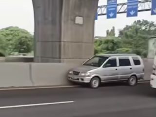 Viral Panther Jalan Sendiri, Sopirnya Ternyata Meninggal