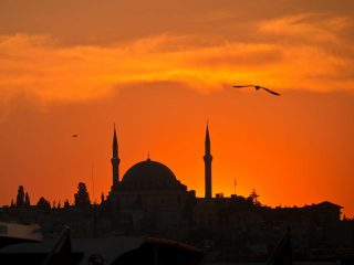 Arab Saudi Tetapkan 1 Ramadan pada Rabu 18 Februari