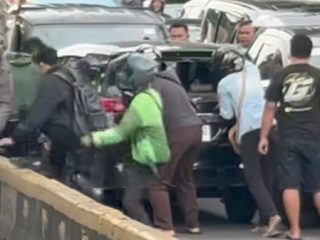 Pengemudi Mobil yang Lawan Arah-Tabrak Sejumlah Kendaraan di Jakpus Diamankan
