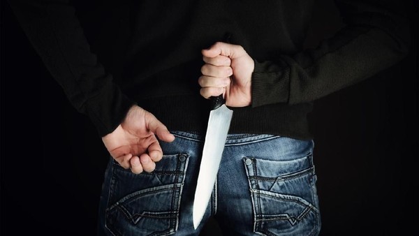 Viral Debt Collector Tusuk Advokat di Tangerang