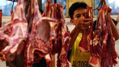 Pedagang Daging Menjerit Harga Daging Sapi Mahal