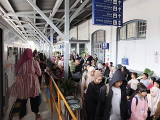 Arus Mudik Kereta Api di Sumut Melonjak Tajam, Ribuan Penumpang Tinggalkan Medan