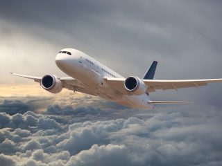 Malaysia Bakal Tangguhkan Penerbangan Komersial Buntut Perang AS-Iran