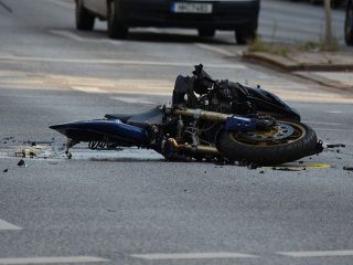 Bus TransJakarta Tabrak Pemotor di Jakut, Satu Orang Tewas