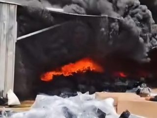 Kebakaran Terjadi di Gudang Sparepart Bogor, Diduga Karena Korsleting Listrik