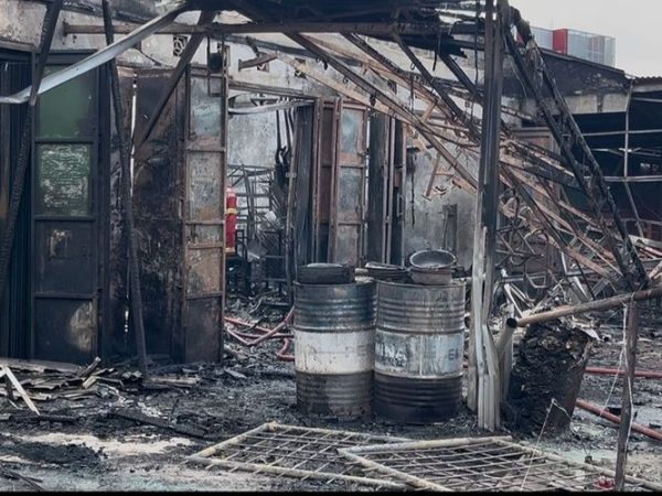 Korsleting Listrik, Bengkel Motor di Pamulang Terbakar hingga Rugi Rp3,5 M