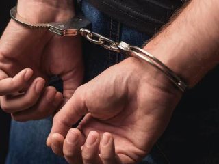 Polisi Amankan 2 Pelaku Penikam Nus Kei di Bandara