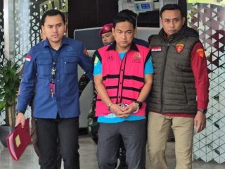 Diduga Terjerat Kasus Tambang, Ketua Ombudsman RI Ditangkap Kejagung