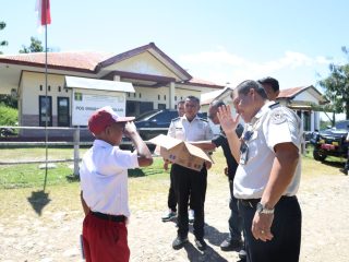 Imigrasi NTT Berbagi dan Berkarya, Dari Tapal Batas Indonesia untuk Generasi Bangsa