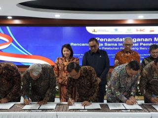 Hutama Karya-BKPM Tandatangani Nota Kesepahaman, Dukung Integrasi Jalan Tol Menuju Pelabuhan Palembang Baru di Tanjung Carat 