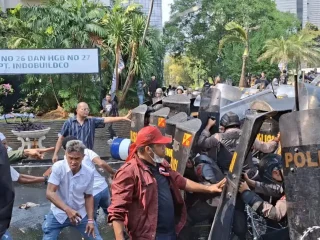 Eksekusi Hotel Sultan Berakhir Bentrok, Sudah 119 Orang Provokator Ditangkap