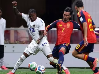 Spanyol Frustasi Tembus Pertahanan Verde, Skor Berakhir Kaca Mata
