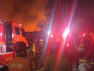 Tiga Warga Terluka Akibat Kebakaran di Kemayoran Jakpus