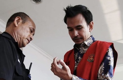 Polisi Tangkap Adam Deni Buntut Ulah Rusak Ruko