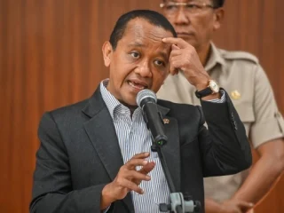 Pertamax Naik Jadi Rp 16.250/Liter, Bahlil: Menyesuaikan Harga Pasar