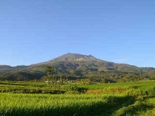 PVMBG Buka Suara Soal Kabar Gunung Lawu Bakal Erupsi Besar