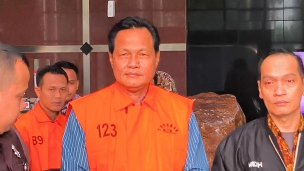 Jadi Tersangka, Bupati Muara Enim Edison Ditahan KPK