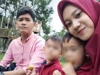 Tragis! Boncengan Naik Motor, Pasutri Tewas Ditabrak AKDP di Tamora