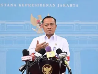 Bantah Isu Chatib Basri Jadi Menkeu Gantikan Purbaya, Mensesneg: Tidak Ada Reshuffle Kabinet