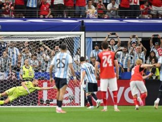 Lionel Messi Borong Gol, Argentina Kandaskan Perlawanan Austria 2-0