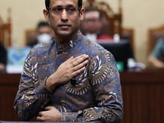 Nadiem Juga Dihukum Bayar Uang Pengganti Rp 809 Miliar dalam Kasus Korupsi Chromebook