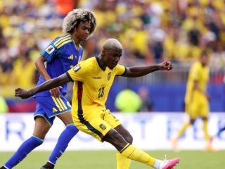 Diwarnai 6 Kartu Kuning, Duel Ekuador Vs Curacao Berakhir Tanpa Gol