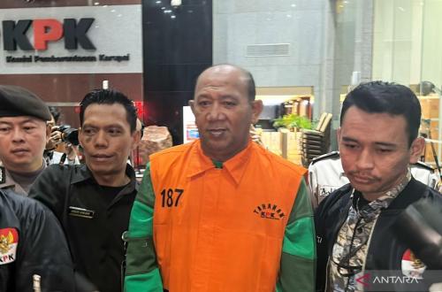 Bupati Langkat Resmi Kenakan 'Rompi Oranye', KPK Sebut Nilai Suap 'Fee Proyek' ke Ondim Rp1,117 Miliar