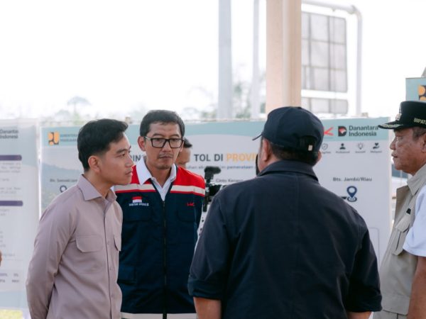 Dorong Percepatan Penyelesaian Demi Perkuat Konektivitas Sumatera, Wapres Tinjau Dua Jalur JTTS 