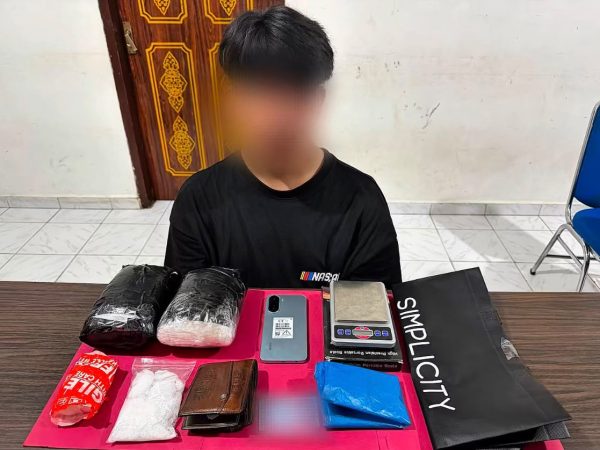 Disembunyikan Penumpang di Selangkangan, Sabu 2,2 Kg Gagal Diselundupkan dari Bandara SSK II