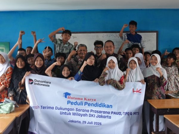 Hutama Karya Salurkan Berbagai Bantuan, Dari Pendidikan Sampai Sarana Ibadah di Jakarta