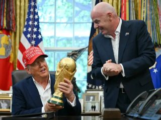 Trump Ikut Campur Urusan Kartu Merah Balogun, FIFA Tangguhkan Larangan