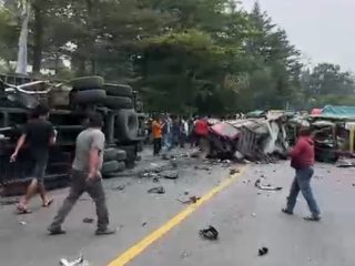 Ngeri! Tabrakan Beruntun di Sibolangit Libatkan 6 Mobil, Ada Korban yang Putus Kepalanya