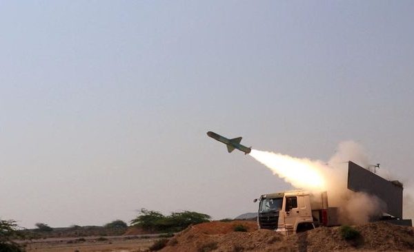 Balas AS, Iran Serang Puluhan Pangkalan Militer di Bahrain-Kuwait