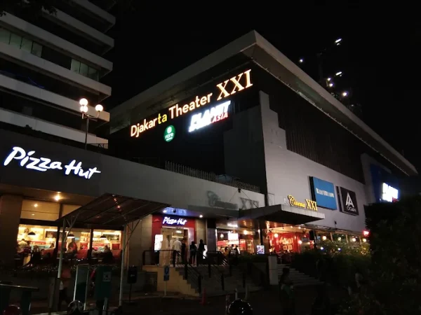 Gedung Djakarta Theater Terbakar, Untung Api Cepat Dipadamkan