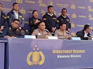 Bongkar Sindikat Produsen Meterai Palsu, Polda Metro Amankan 16 Orang