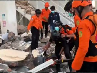 Update Gempa M 7 di NTT: 14 Orang Tewas, 13 Luka